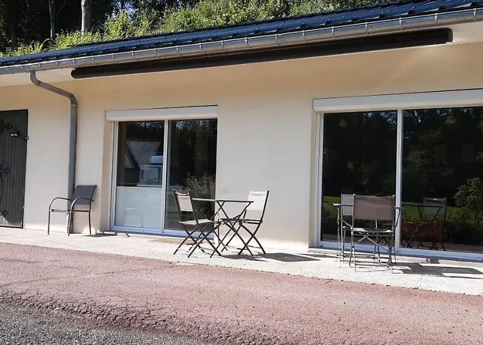 Adorable Bordee D'etangs Au Calme. * Grandcourt (Somme)