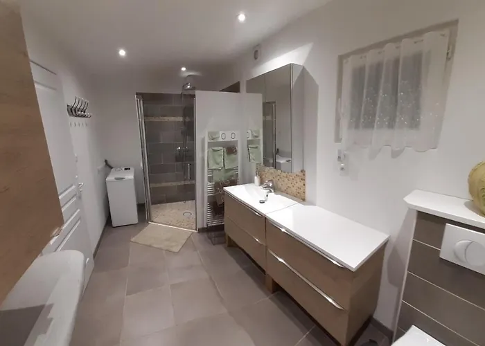 Holiday home Adorable Bordee D'etangs Au Calme. *