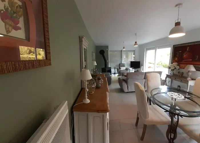 Adorable Bordee D'etangs Au Calme. * Grandcourt (Somme)